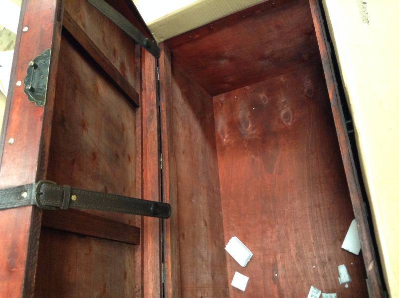 lot 158 image: Vintiquewise Old Fashioned Wooden Storage Treasure Trunk Not used