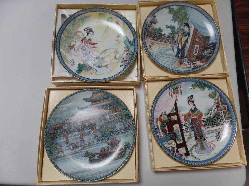 lot 629 image: IMPERIAL JINGDEZHEN PORCELAIN PLATES