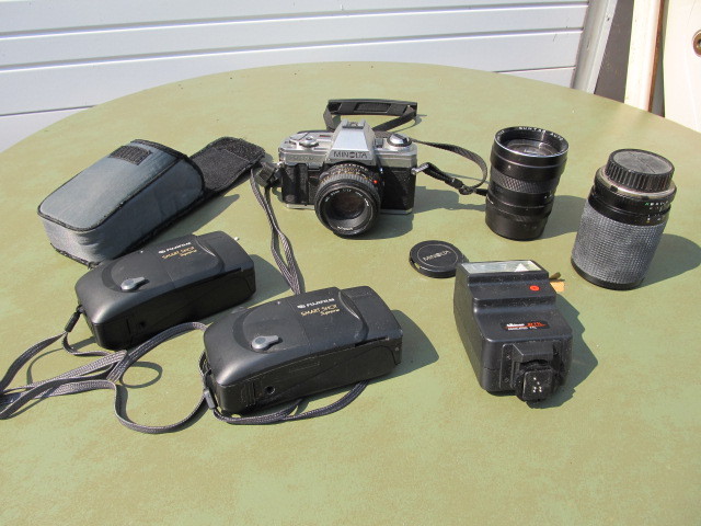 lot 70 image: Lot of Assorted Film Camera & Lenses