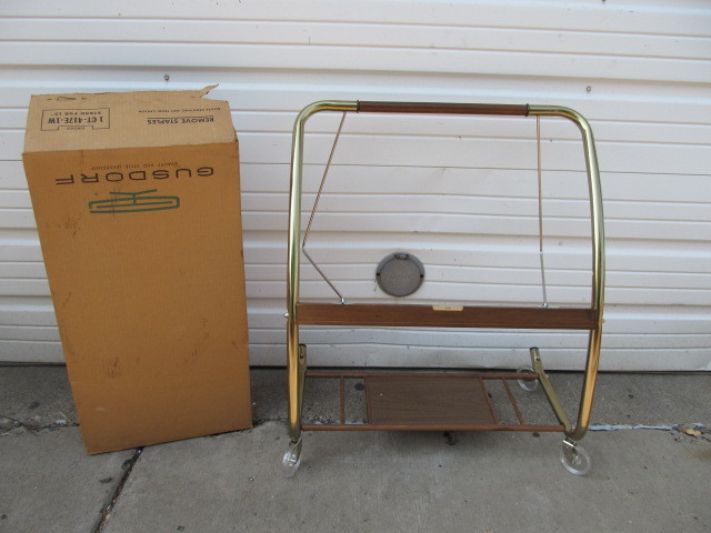 lot 86 image: NOS Vintage Rolling TVRadio Cart&nbspw Original Box