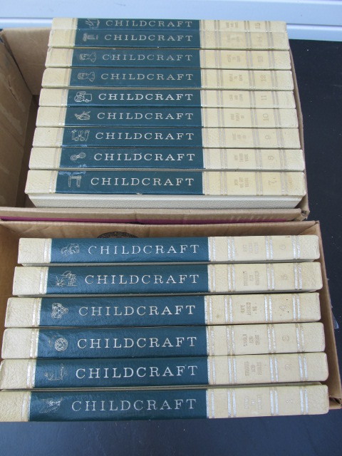 lot 89 image: Set of Vintage Childcraft How & Why Books