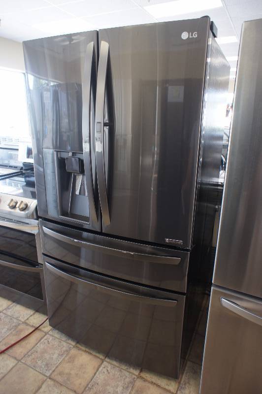 lot 1 image: New - Scratch & Dent LG Model # (LMXS30776D) - LG Diamond Collection French Door Refrigerator with CustomChill Drawer - 36 - 29.7 cu ft - Black Stainless Steel -Tested Works - MSRP $ 3899.99