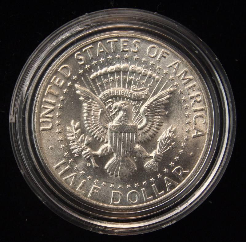 1964-D KENNEDY SILVER HALF DOLLAR UNC IN AIRTITE