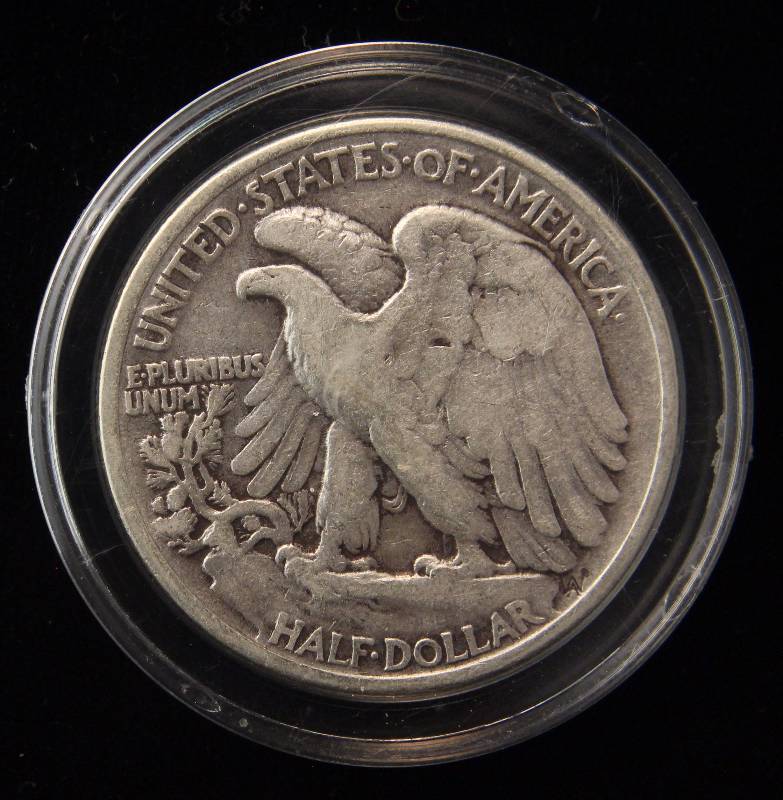 1943 WALKING LIBERTY SILVER HALF DOLLAR IN AIRTITE