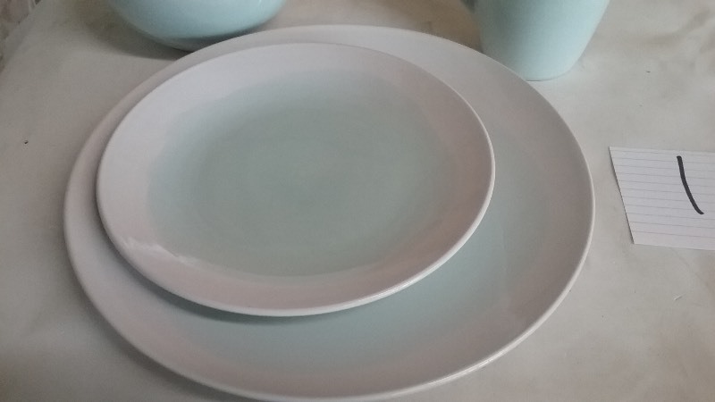 16 Pc Dining Set,