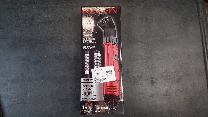 Revlon 1200 Watt 2-in-1 Hot Air Kit - Red