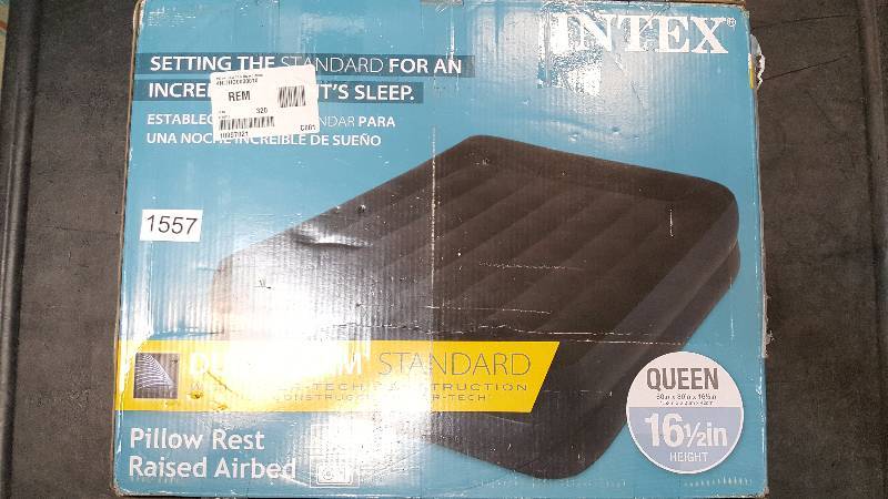 lot 1557 image: Intex Fiber-Tech Pillow-Rest Raised 16-12 Airbed - Queen