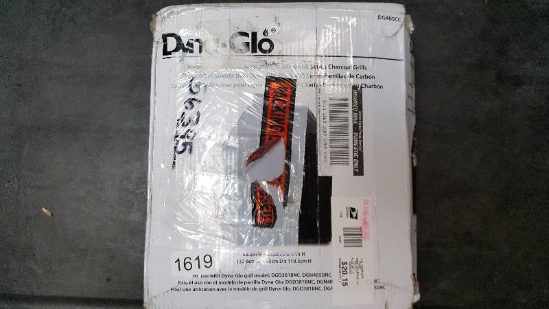 lot 1619 image: Dyna-Glo Premium 52-14 Medium Charcoal Grill Cover - Black