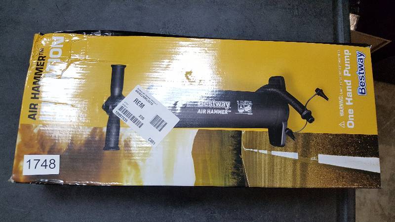 lot 1748 image: Bestway Air Hammer 19 Inflation Pump