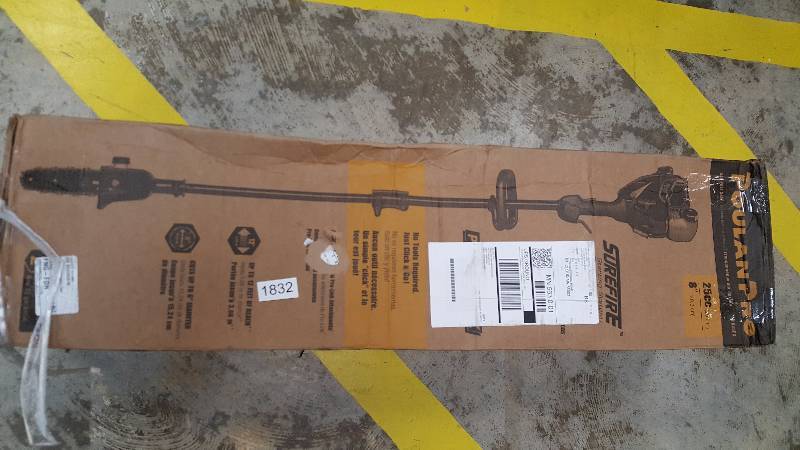 lot 1832 image: Poulan Pro 25cc 8 Gas Pole Saw