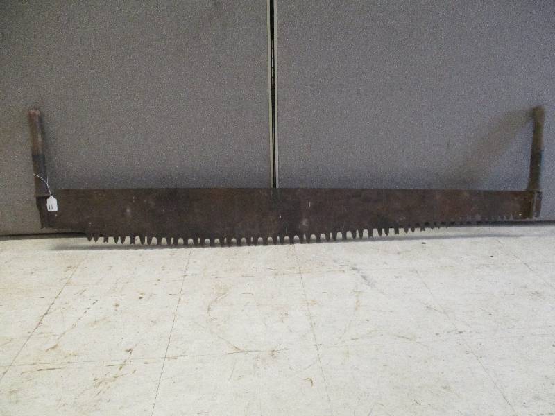 lot 11 image: Antique 2 Man Saw