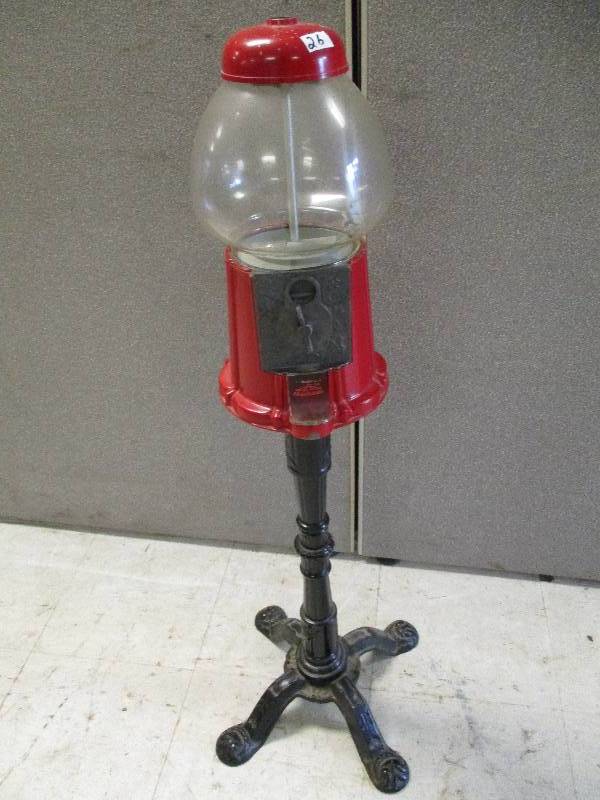 lot 26 image: Vintage Gumball Machine