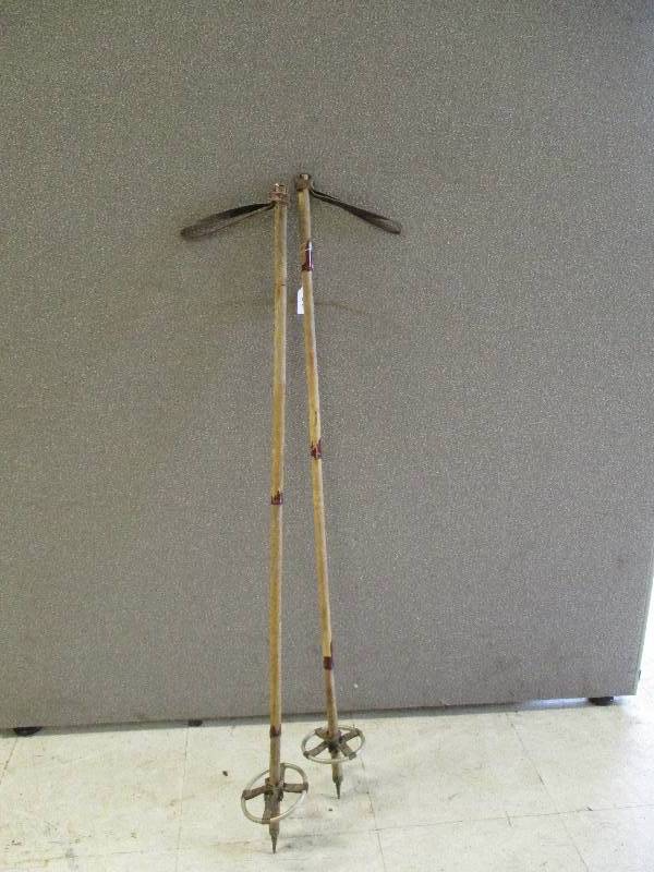 lot 27 image: Antique Ski Poles