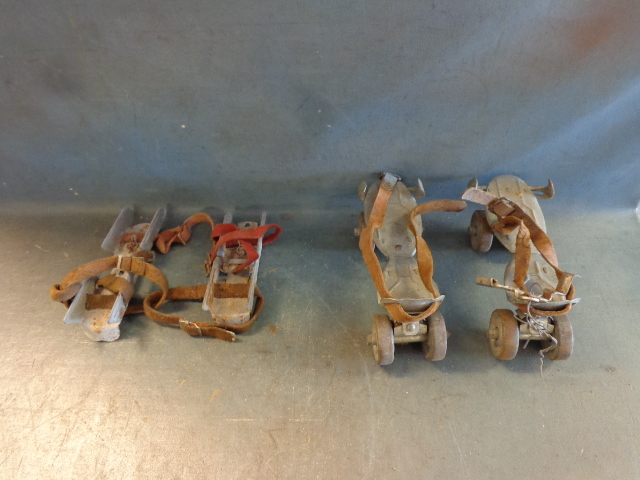 lot 52 image: Vintage Childrens  Ice and Roller Skates