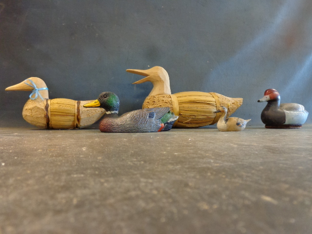 lot 63 image: Duck Decorations