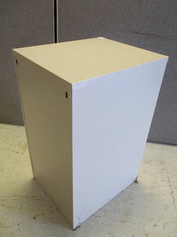 lot 173 image: File Cabinet