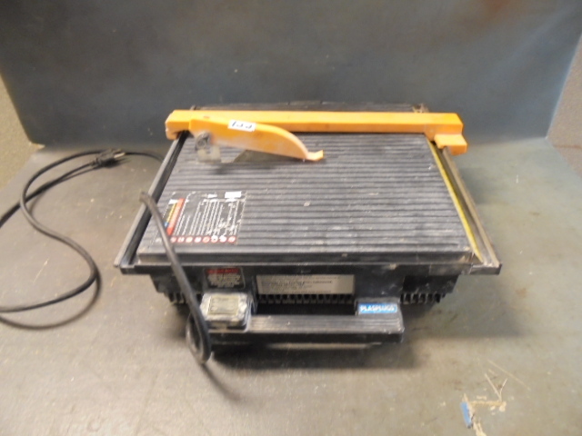 lot 122 image: Diamond Wheel Wet Saw