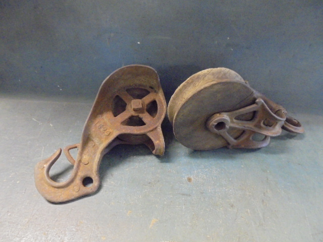 lot 123 image: Vintage Pulleys