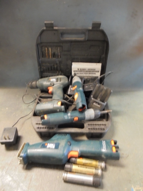 lot 128 image: Black & Decker Power Tools