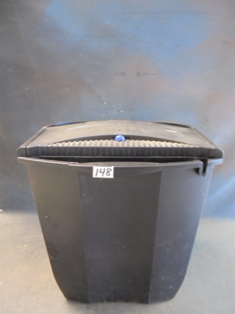 lot 148 image: Paper Shredder