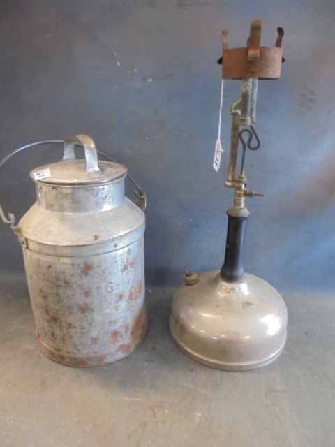 lot 167 image: Vintage Cream Can and Gas Lamp