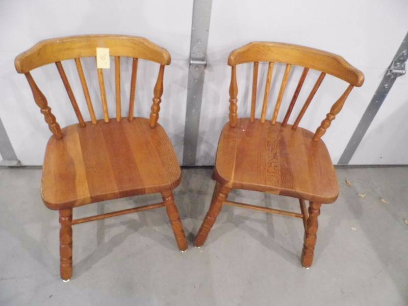 Lot of 6 Chairs