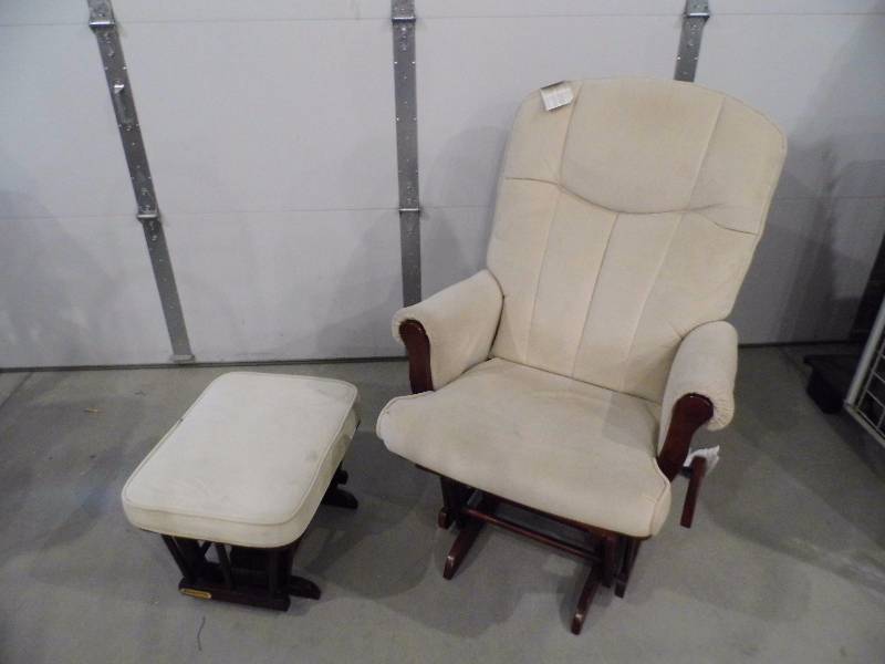 Glider Rocker Recliner w Stool