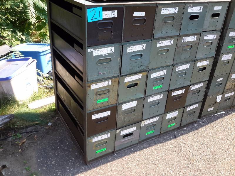 lot 21 image: 25 drawer storage cabinet.. VERY HEAVY