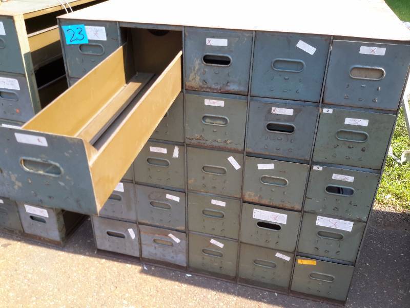 lot 23 image: 25 drawer storage cabinet.. VERY HEAVY