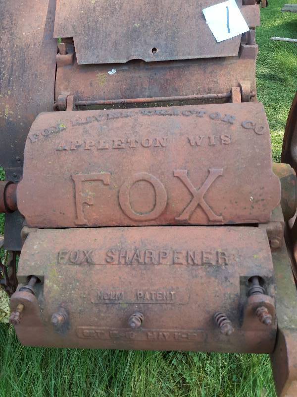 lot 1 image: Fox Antique Corn Chopper