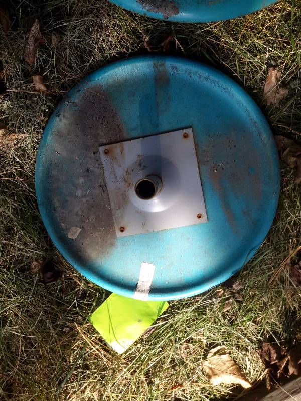 lot 98 image: 4 heavy plastic Mid Mod seat discs..  Good shape