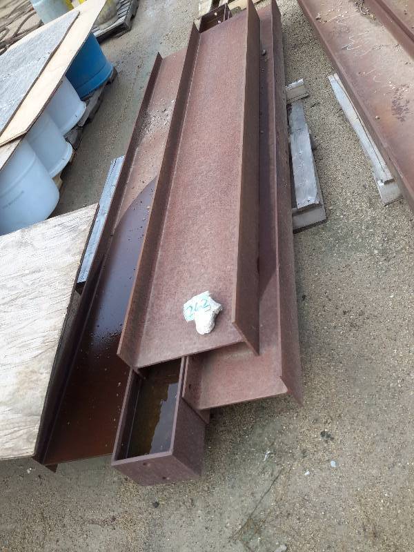4 steel beams