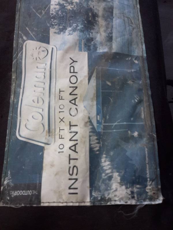 10 x 10 ft portable Awning.. Needs some cleaning and repair