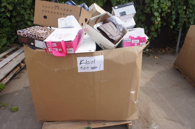 WHOLESALE PALLET AUCTION HUGE VARIETY OF MERCHANDISE PALLET LOTS