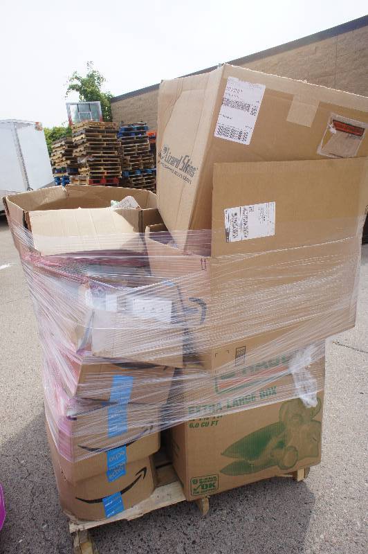 1 Massive Pallet   Lot Of - Food Related Items! You Get Everything On 