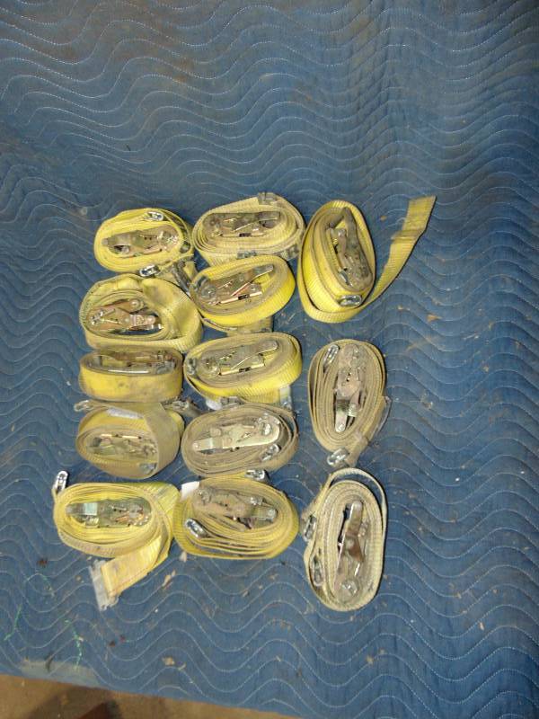 lot 30 image: (12) Ratchet E-Track Straps