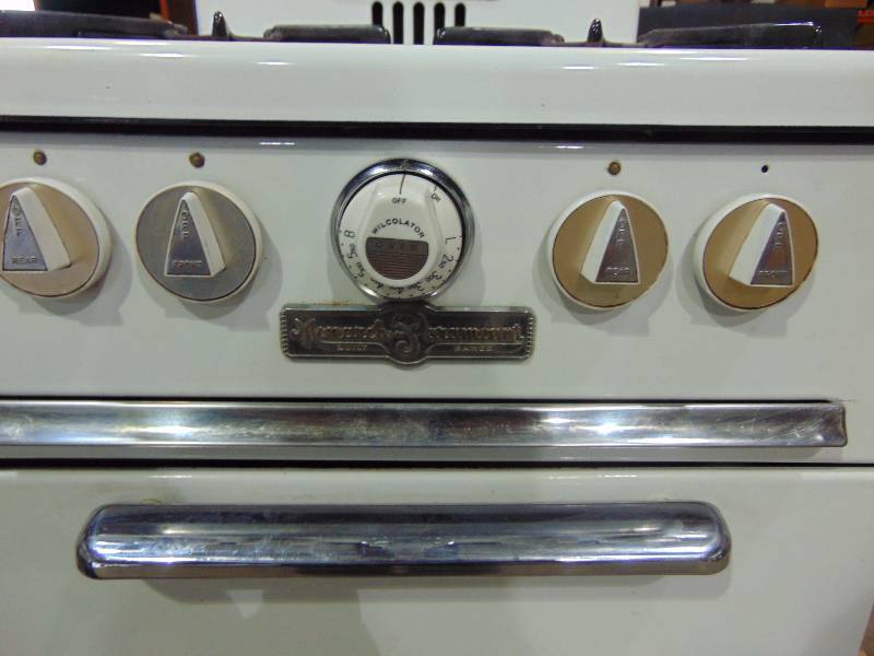 lot 39 image: Vintage Porcelain Stove