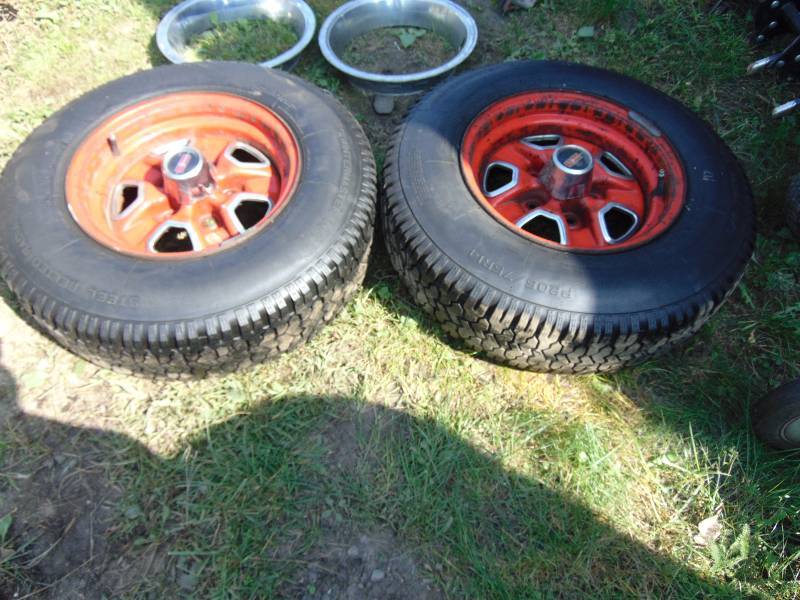 lot 53 image: (2) 20575 R14 Tires Rims