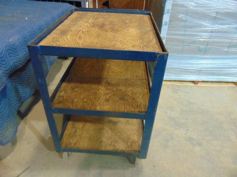 lot 88 image: Heavy Duty Rolling Cart