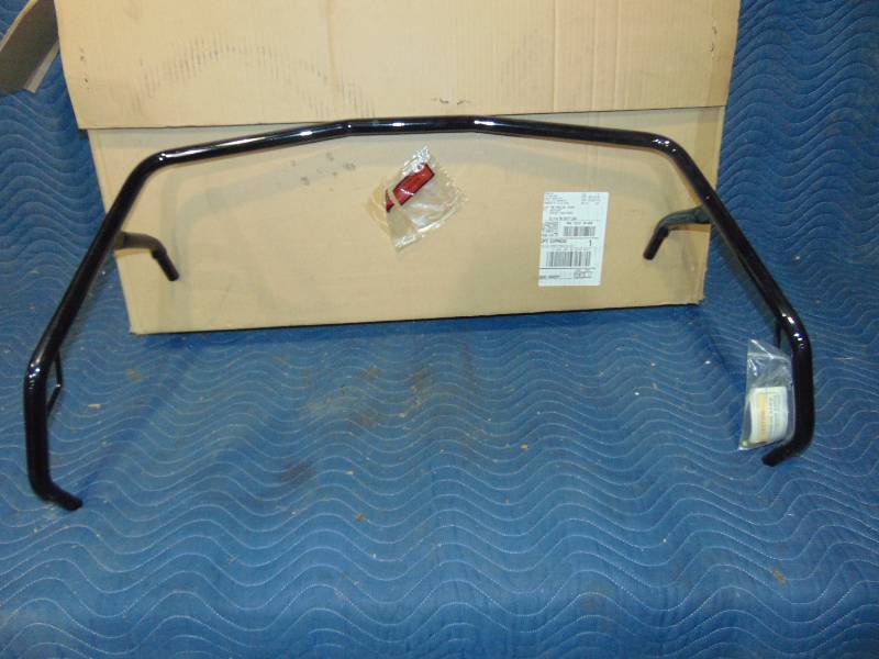 lot 111 image: Bombardier Front Extension Rack