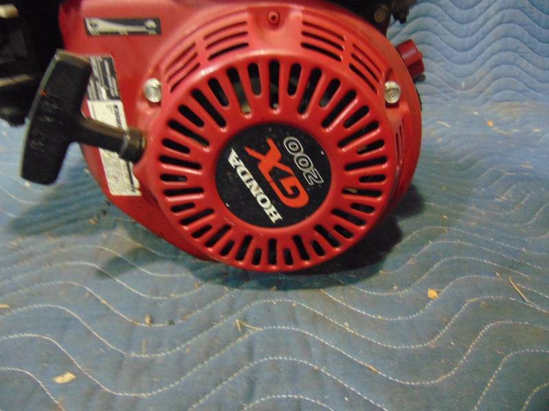 lot 115 image: Honda GX200 Engine