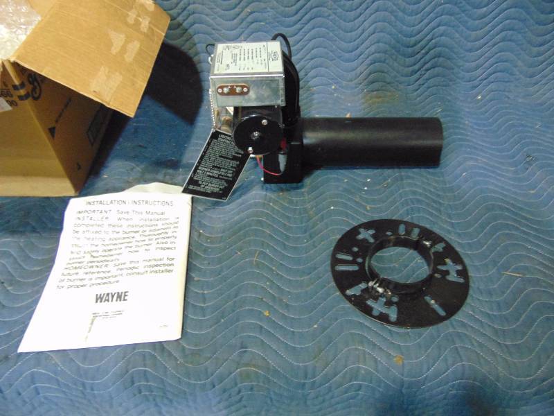 lot 132 image: Wayne Combustion 64253-001 P265 LP BURNER 120V ELEC PILOT