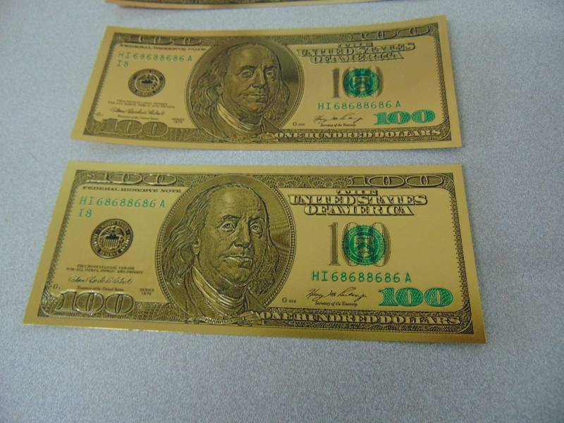 lot 144 image: (3) 24KT 99.9% Pure Gold Plated $100 Dollar Bill Banknote