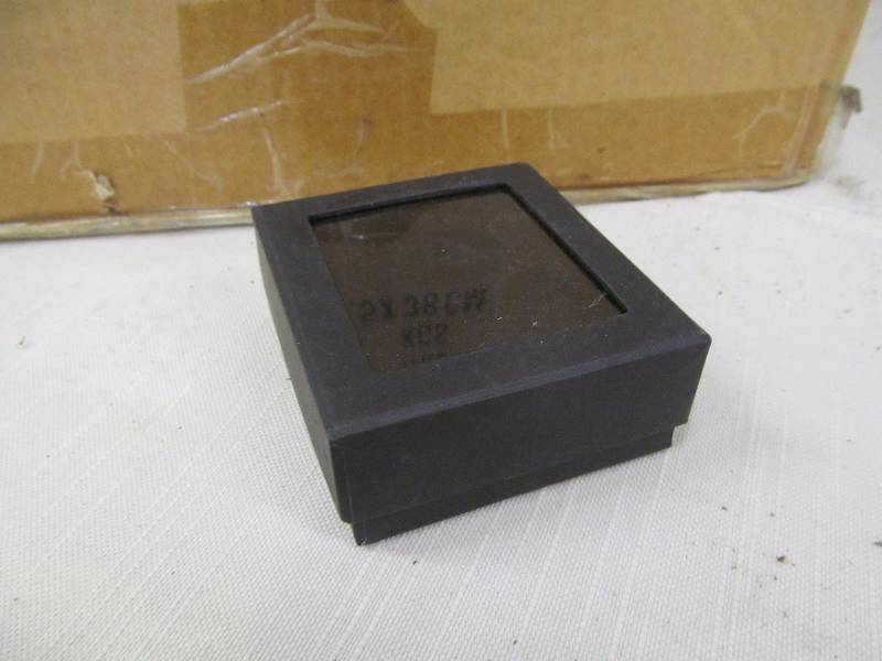 lot 4 image: gift boxes