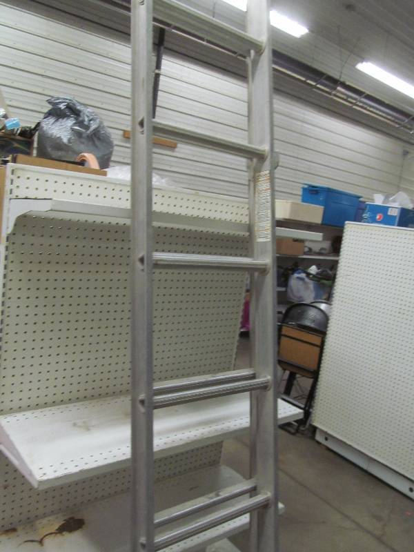 lot 29 image: Warner ladder