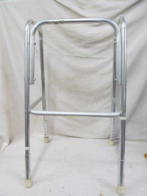 lot 50 image: walker