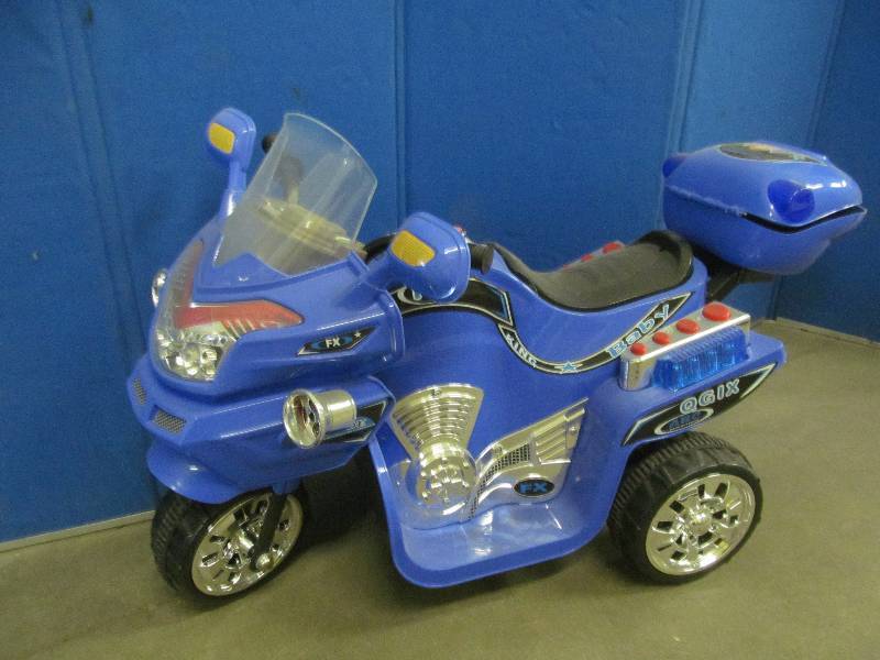 lot 94 image: 3 wheeler