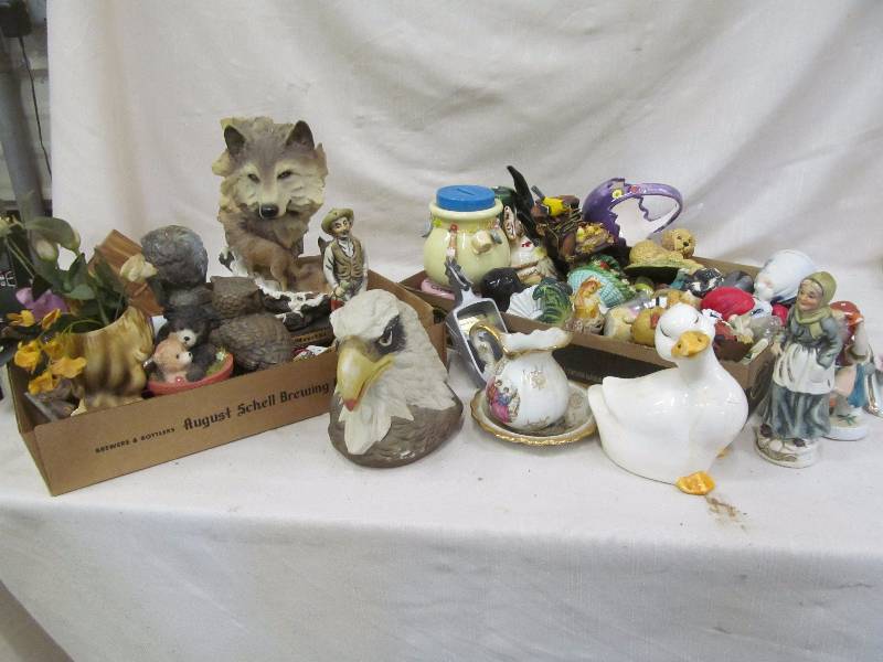 lot 134 image: figurines