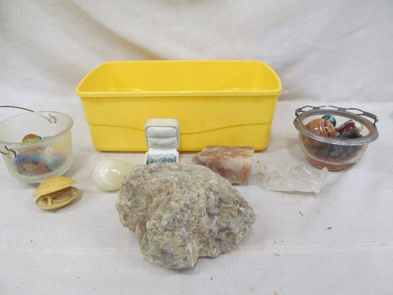 lot 176 image: rocks