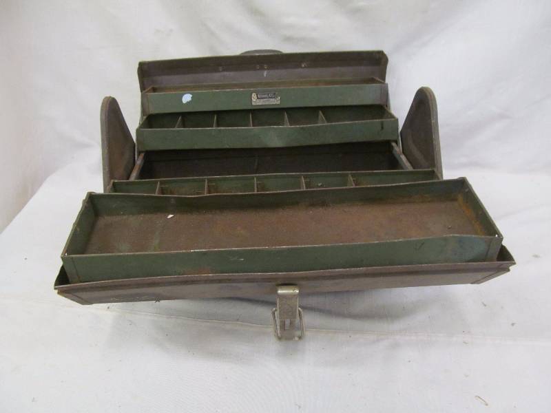 lot 177 image: vintage Kennedy kits